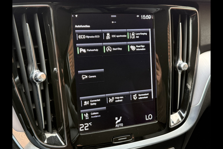 Volvo V60 2.0 B3 Momentum Advantage | R-Design | Elek. Trekhaak | Camera | Dealer onderhouden Volvo V60 2.0 B3 Momentum Advantage | R-Design | Elek. Trekhaak | Camera | Dealer onderhouden