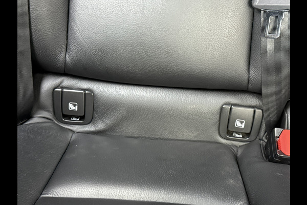 Volvo V60 2.0 B3 Momentum Advantage | R-Design | Elek. Trekhaak | Camera | Dealer onderhouden Volvo V60 2.0 B3 Momentum Advantage | R-Design | Elek. Trekhaak | Camera | Dealer onderhouden