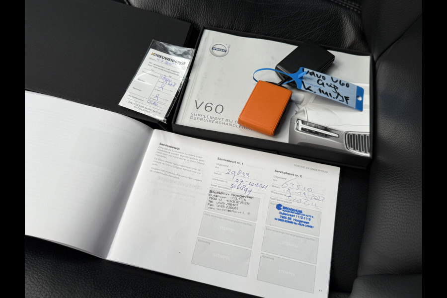 Volvo V60 2.0 B3 Momentum Advantage | R-Design | Elek. Trekhaak | Camera | Dealer onderhouden Volvo V60 2.0 B3 Momentum Advantage | R-Design | Elek. Trekhaak | Camera | Dealer onderhouden