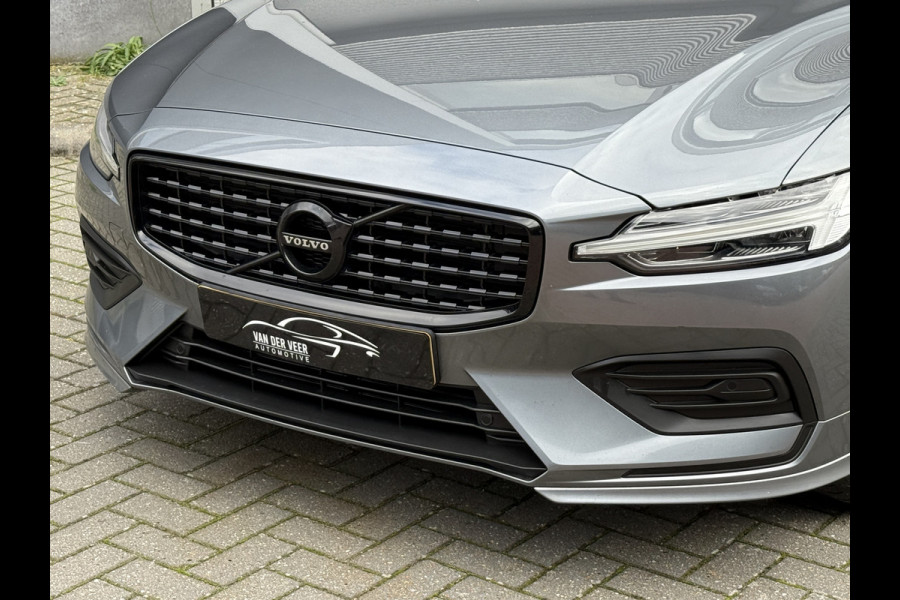 Volvo V60 2.0 B3 Momentum Advantage | R-Design | Elek. Trekhaak | Camera | Dealer onderhouden Volvo V60 2.0 B3 Momentum Advantage | R-Design | Elek. Trekhaak | Camera | Dealer onderhouden
