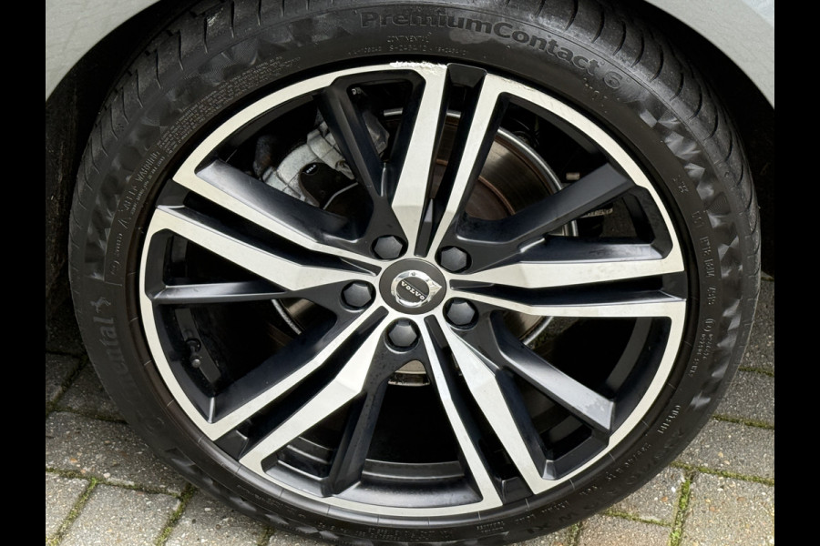 Volvo V60 2.0 B3 Momentum Advantage | R-Design | Elek. Trekhaak | Camera | Dealer onderhouden Volvo V60 2.0 B3 Momentum Advantage | R-Design | Elek. Trekhaak | Camera | Dealer onderhouden