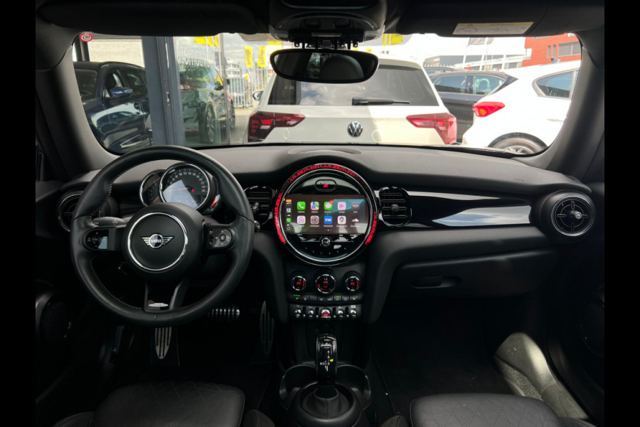 MINI Mini 1.5 Cooper John Cooper Works STUURWIEL VERW | PANO | CARPLAY | DEALER ONDERH | STOELVERW |
