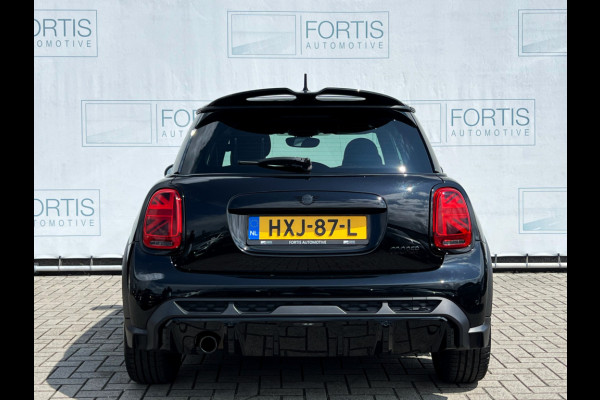 MINI Mini 1.5 Cooper John Cooper Works STUURWIEL VERW | PANO | CARPLAY | DEALER ONDERH | STOELVERW |