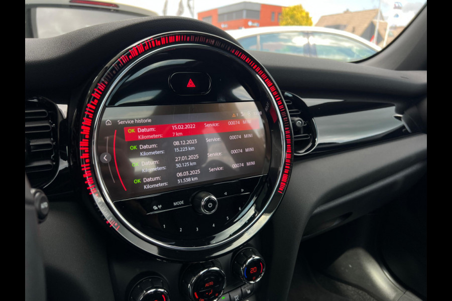 MINI Mini 1.5 Cooper John Cooper Works STUURWIEL VERW | PANO | CARPLAY | DEALER ONDERH | STOELVERW |