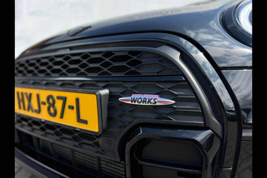 MINI Mini 1.5 Cooper John Cooper Works STUURWIEL VERW | PANO | CARPLAY | DEALER ONDERH | STOELVERW |