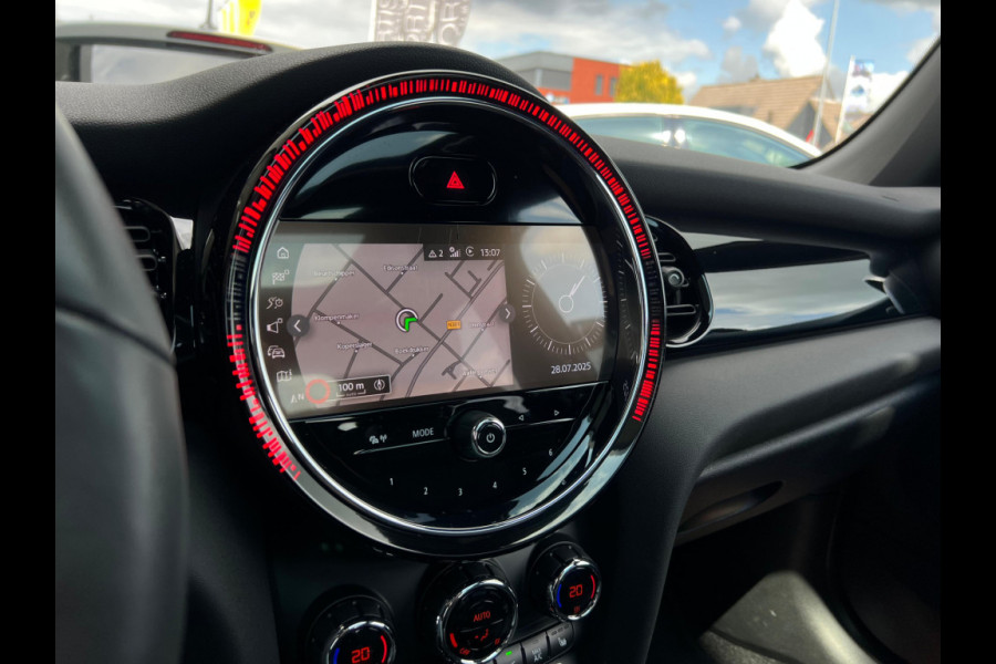 MINI Mini 1.5 Cooper John Cooper Works STUURWIEL VERW | PANO | CARPLAY | DEALER ONDERH | STOELVERW |