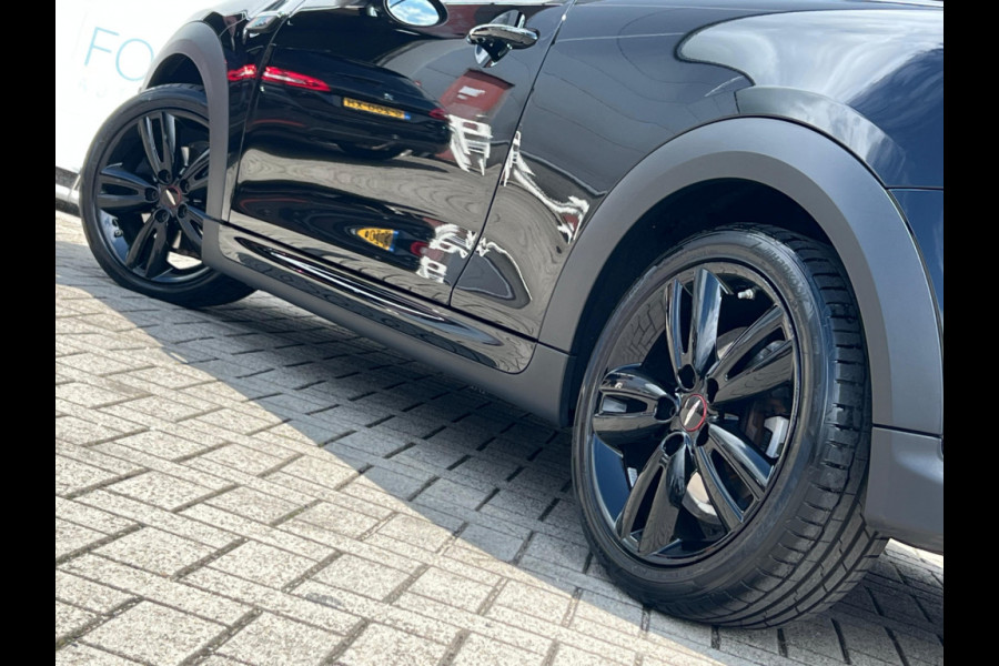 MINI Mini 1.5 Cooper John Cooper Works STUURWIEL VERW | PANO | CARPLAY | DEALER ONDERH | STOELVERW |