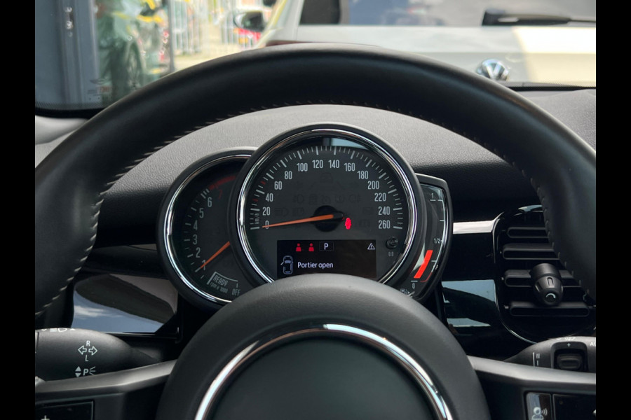 MINI Mini 1.5 Cooper John Cooper Works STUURWIEL VERW | PANO | CARPLAY | DEALER ONDERH | STOELVERW |