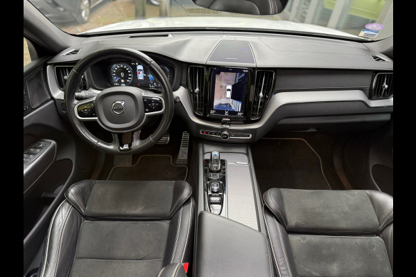 Volvo XC60 2.0 T8 Twin Engine AWD R-Design l Pano l 360 Camera l HK Audio l Trekhaak l Luchtvering l Volvo XC60 2.0 T8 Twin Engine AWD R-Design l Pano l 360 Camera l HK Audio l Trekhaak l Luchtvering l