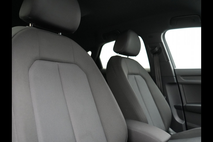 Audi Q3 Sportback 45 TFSI e Advanced Edition Plug In Hybrid 245pk Dealer O.H PHEV | Camera | Virtual | Navigatie Full Map | Cruise Control | LED Koplampen | Blis | Lane Assist | DAB |