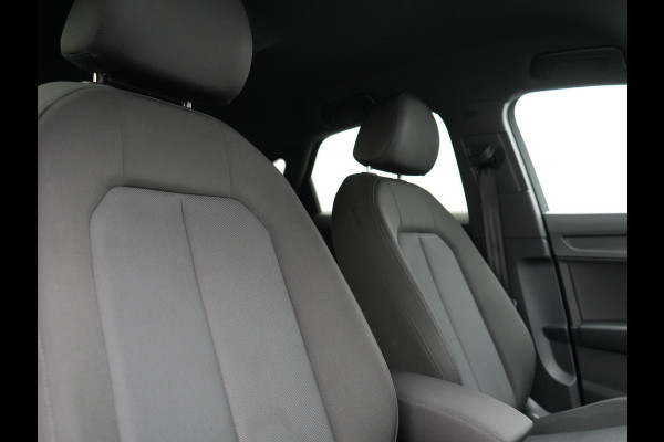 Audi Q3 Sportback 45 TFSI e Advanced Edition Plug In Hybrid 245pk Dealer O.H PHEV | Camera | Virtual | Navigatie Full Map | Cruise Control | LED Koplampen | Blis | Lane Assist | DAB |