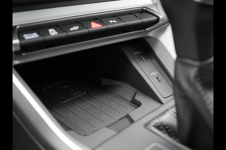 Audi Q3 Sportback 45 TFSI e Advanced Edition Plug In Hybrid 245pk Dealer O.H PHEV | Camera | Virtual | Navigatie Full Map | Cruise Control | LED Koplampen | Blis | Lane Assist | DAB |