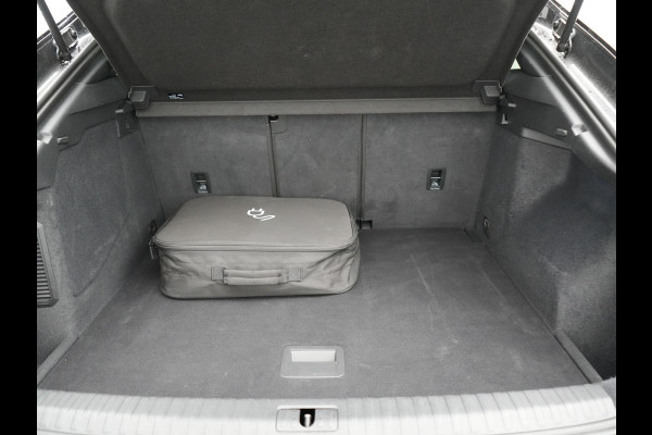 Audi Q3 Sportback 45 TFSI e Advanced Edition Plug In Hybrid 245pk Dealer O.H PHEV | Camera | Virtual | Navigatie Full Map | Cruise Control | LED Koplampen | Blis | Lane Assist | DAB |