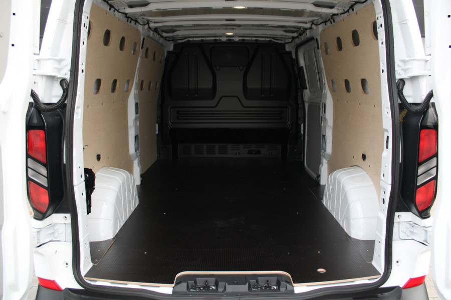 Ford Transit Custom 320 2.0 TDCI L2H1 Trend 136pk - Imperiaal - Betimmering - Carplay - Android - Camera - LED koplampen - Stoelverwarming - Rijklaa Ford Transit Custom 320 2.0 TDCI L2H1 Trend 136pk - Imperiaal - Betimmering - Carplay - Android - Camera - LED koplampen - Stoelverwarming - Rijklaa