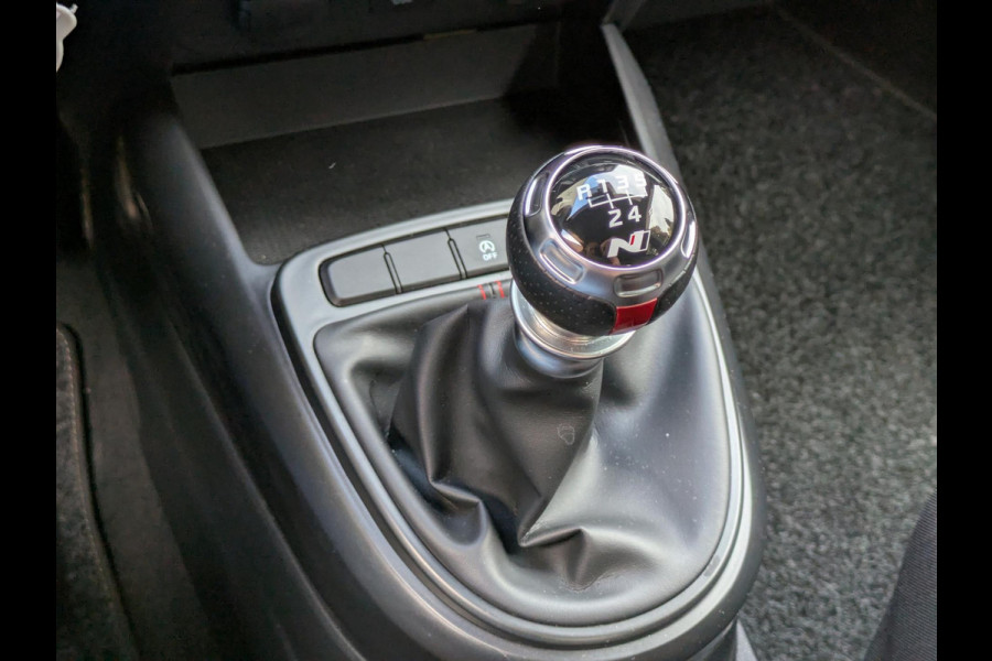 Hyundai i10 1.0 T-GDI N Line 100PK|Apple-Carplay/Android-Auto|Cruise-Control|Lane-Assist Hyundai i10 1.0 T-GDI N Line 100PK|Apple-Carplay/Android-Auto|Cruise-Control|Lane-Assist