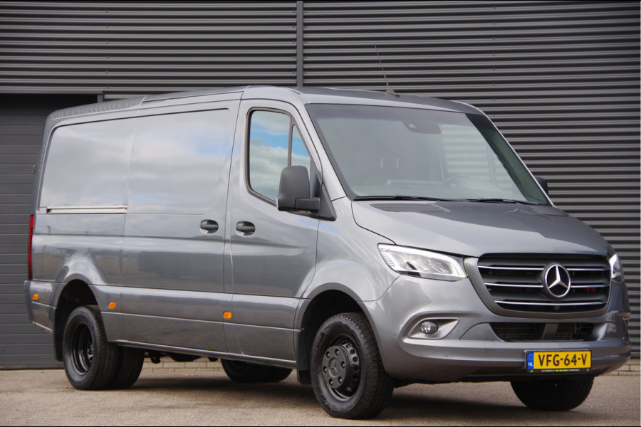 Mercedes-Benz Sprinter 519 3.0 CDI V6 L2H1 LED, LEDER, 3.5T TREKHAAK, STANDKACHEL, DUBBELLUCHT, ADAPT. CRUISE, MBUX 10'', 360 CAMERA, STOELVERWARMING,