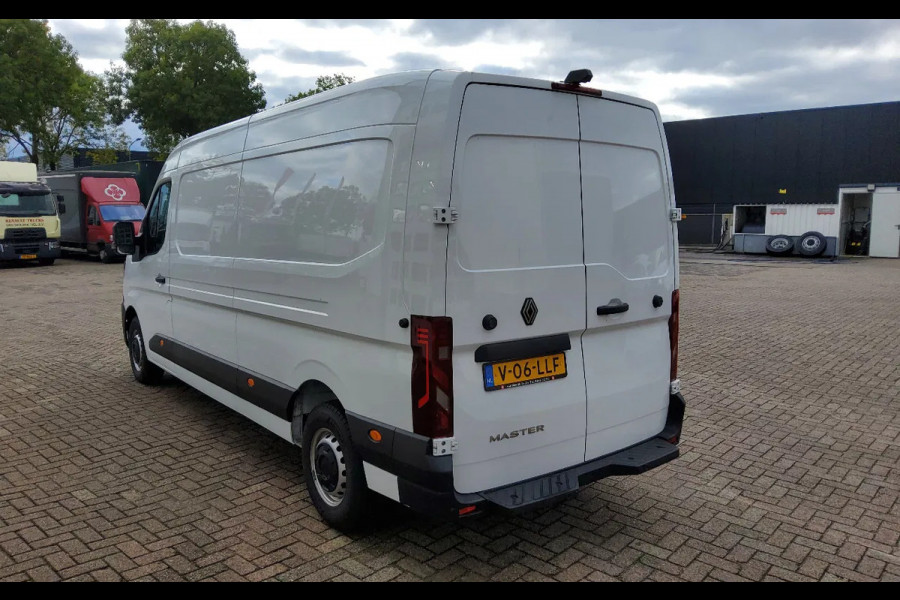 Renault Master 130.35 EURO 6 L3H2 GESLOTEN - WIT - V-06-LLF - BPM VRIJ!