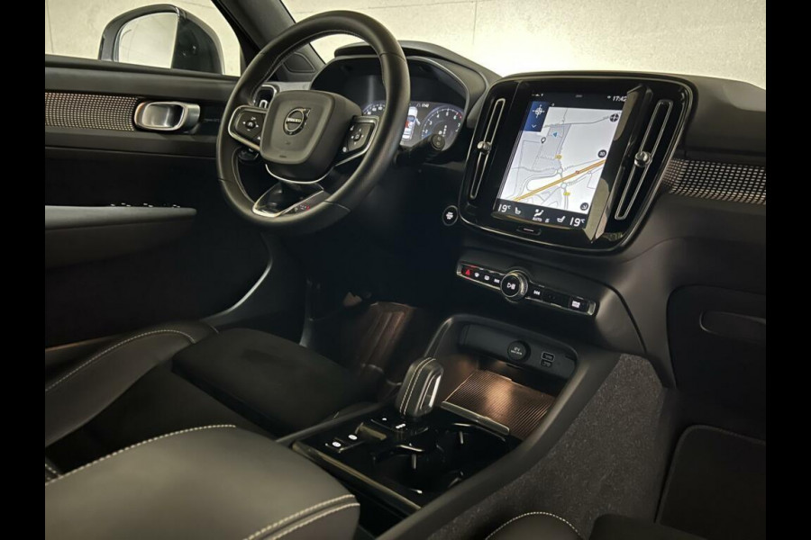 Volvo XC40 1.5 T5 Recharge R-Design Pano H/K 360° ACC Autopilot