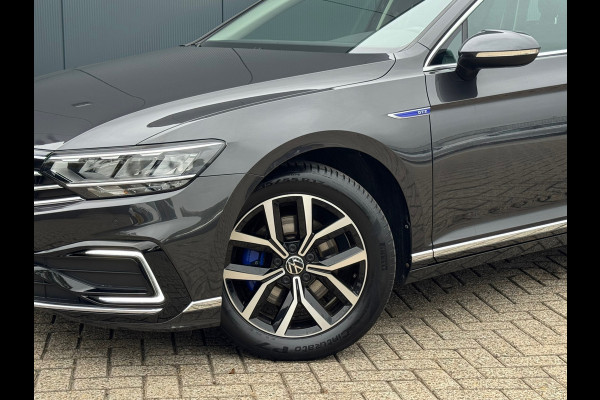 Volkswagen Passat Variant 1.4 TSI PHEV GTE * Trekhaak * Camera * Travel Assist * Massage *