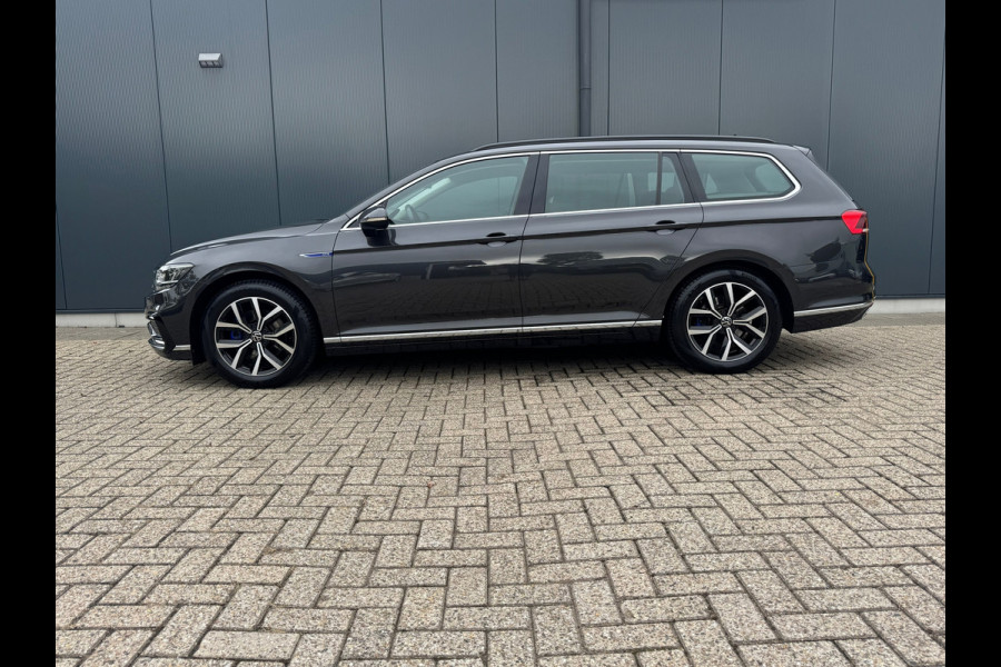 Volkswagen Passat Variant 1.4 TSI PHEV GTE * Trekhaak * Camera * Travel Assist * Massage *