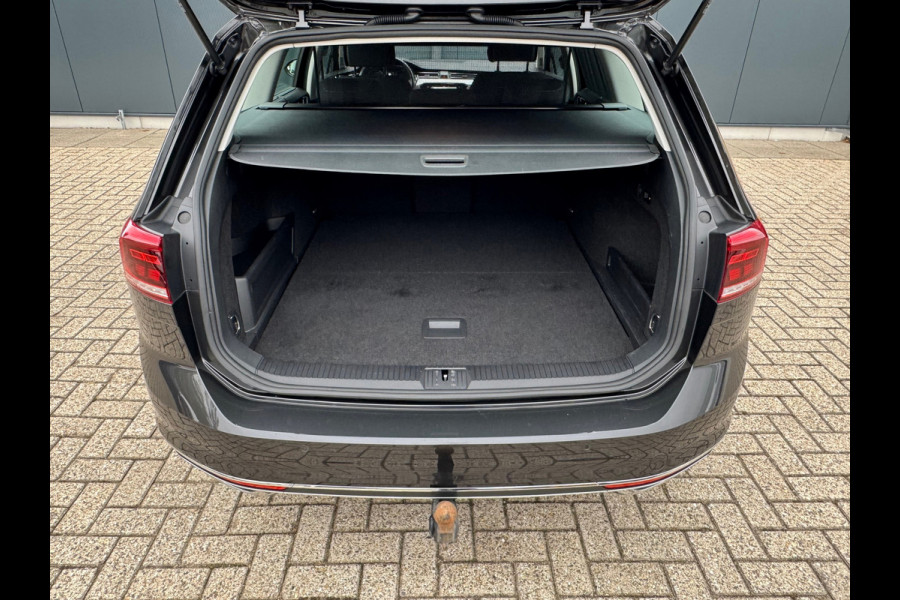 Volkswagen Passat Variant 1.4 TSI PHEV GTE * Trekhaak * Camera * Travel Assist * Massage *