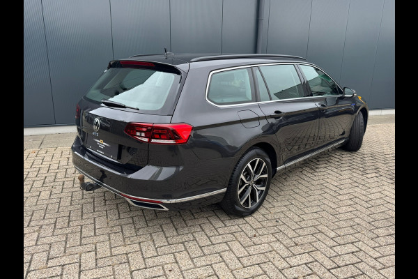 Volkswagen Passat Variant 1.4 TSI PHEV GTE * Trekhaak * Camera * Travel Assist * Massage *