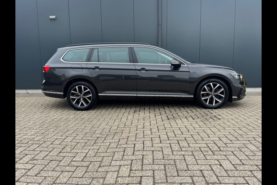 Volkswagen Passat Variant 1.4 TSI PHEV GTE * Trekhaak * Camera * Travel Assist * Massage *