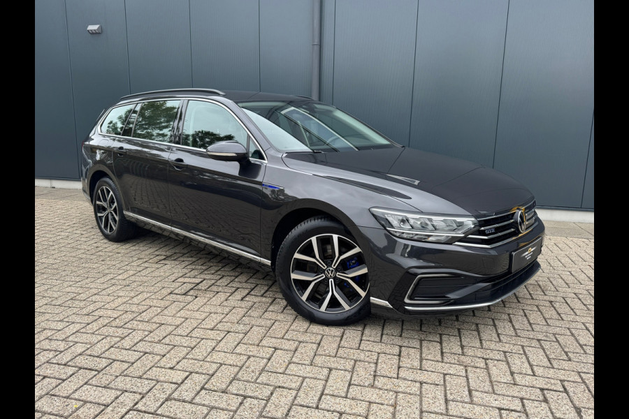 Volkswagen Passat Variant 1.4 TSI PHEV GTE * Trekhaak * Camera * Travel Assist * Massage *