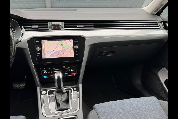 Volkswagen Passat Variant 1.4 TSI PHEV GTE * Trekhaak * Camera * Travel Assist * Massage *