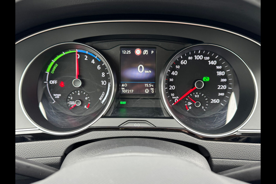 Volkswagen Passat Variant 1.4 TSI PHEV GTE * Trekhaak * Camera * Travel Assist * Massage *