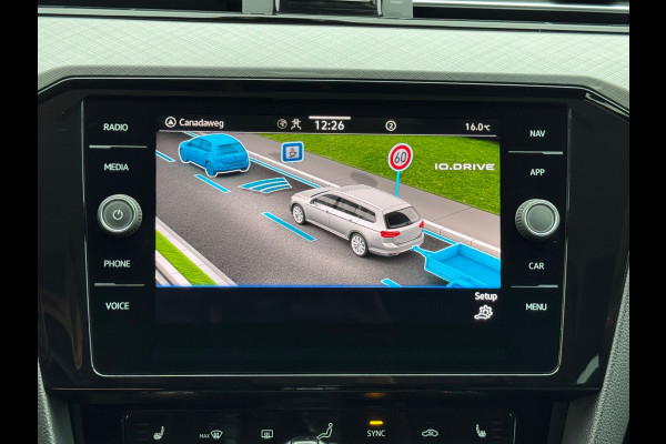 Volkswagen Passat Variant 1.4 TSI PHEV GTE * Trekhaak * Camera * Travel Assist * Massage *