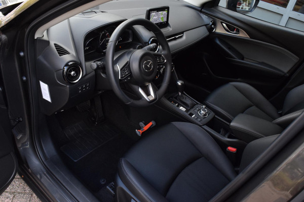 Mazda CX-3 2.0 SkyActiv-G 121 Luxury Mazda CX-3 2.0 SkyActiv-G 121 Luxury