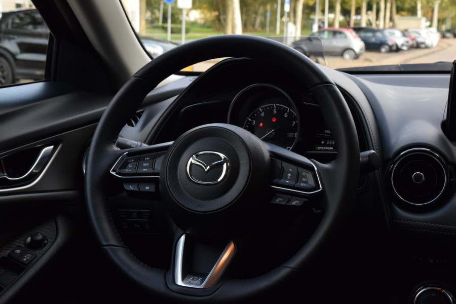 Mazda CX-3 2.0 SkyActiv-G 121 Luxury Mazda CX-3 2.0 SkyActiv-G 121 Luxury
