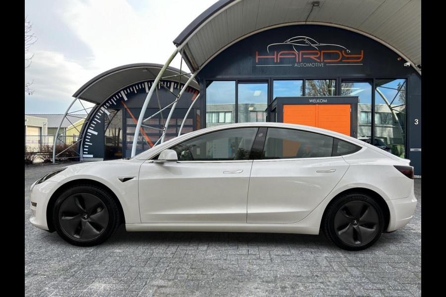 Tesla Model 3 Long Range AWD 75 kWh 84% SOH Trekhaak (1.000kg) Rijklaarprijs!