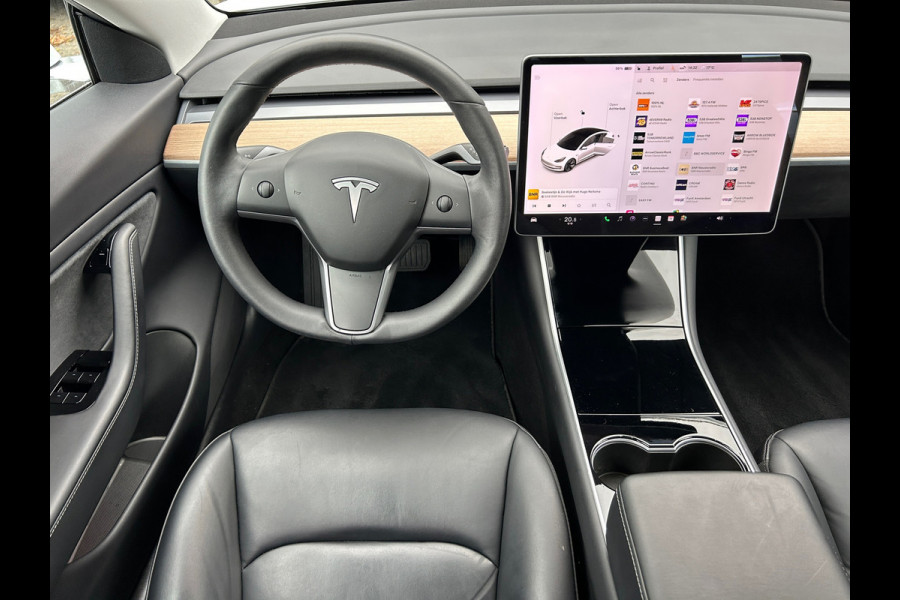Tesla Model 3 Long Range AWD 75 kWh 84% SOH Trekhaak (1.000kg) Rijklaarprijs!