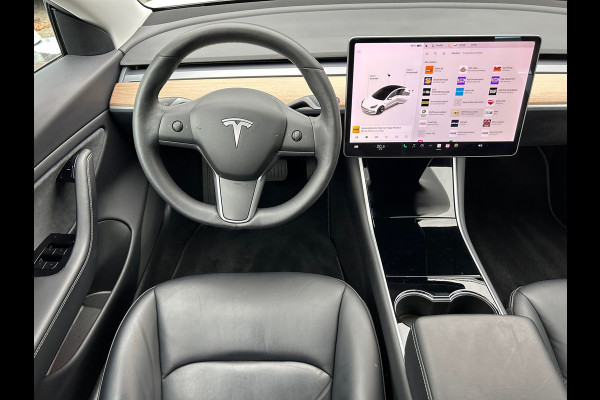 Tesla Model 3 Long Range AWD 75 kWh 84% SOH Trekhaak (1.000kg) Rijklaarprijs!