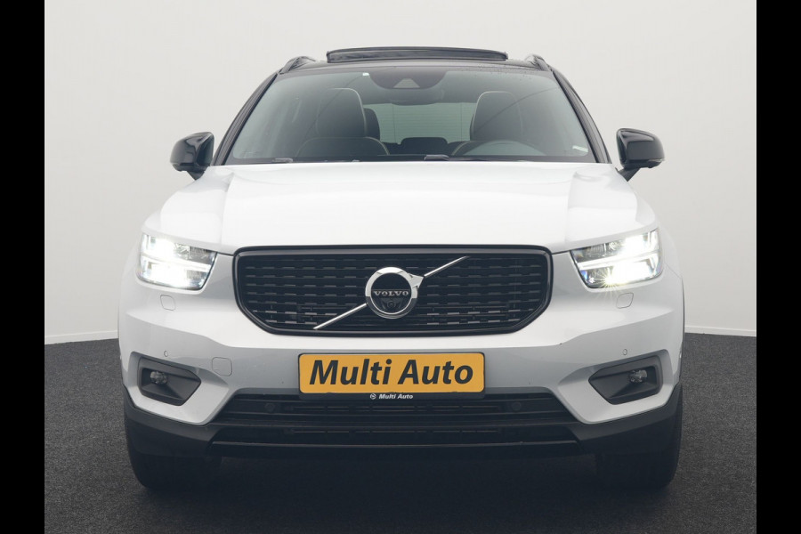Volvo XC40 T4 Recharge R-Design Plug In Hybrid 211pk Dealer O.H PHEV | Panodak | Adaptive Cruise | 360 Camera | Alcantara Sportstoelen Memory & Verwarmd | Harman & Kardon | Apple Carplay | Stuur Verwarmd | Navigatie | Virtual | DAB |