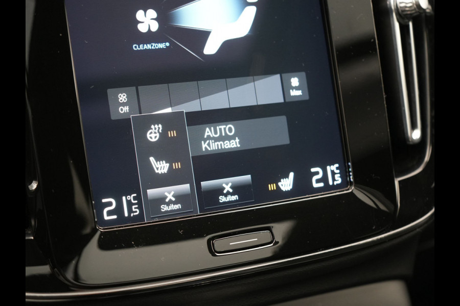 Volvo XC40 T4 Recharge R-Design Plug In Hybrid 211pk Dealer O.H PHEV | Panodak | Adaptive Cruise | 360 Camera | Alcantara Sportstoelen Memory & Verwarmd | Harman & Kardon | Apple Carplay | Stuur Verwarmd | Navigatie | Virtual | DAB |