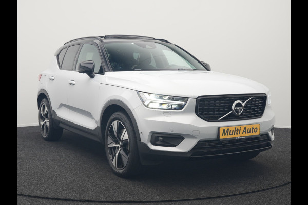 Volvo XC40 T4 Recharge R-Design Plug In Hybrid 211pk Dealer O.H PHEV | Panodak | Adaptive Cruise | 360 Camera | Alcantara Sportstoelen Memory & Verwarmd | Harman & Kardon | Apple Carplay | Stuur Verwarmd | Navigatie | Virtual | DAB |