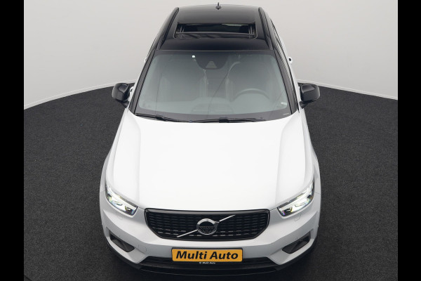 Volvo XC40 T4 Recharge R-Design Plug In Hybrid 211pk Dealer O.H PHEV | Panodak | Adaptive Cruise | 360 Camera | Alcantara Sportstoelen Memory & Verwarmd | Harman & Kardon | Apple Carplay | Stuur Verwarmd | Navigatie | Virtual | DAB |