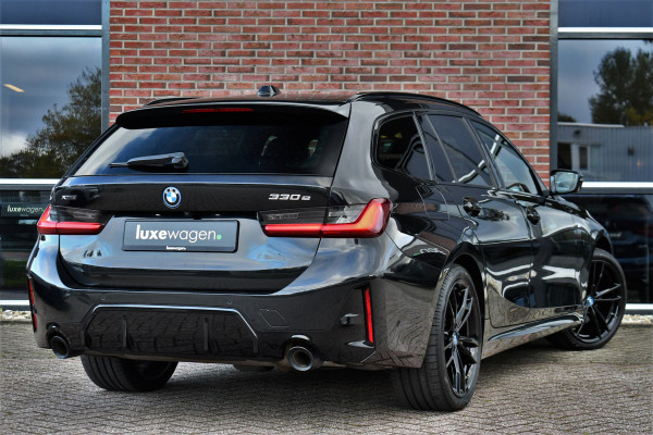 BMW 3 Serie Touring 330e xDrive M-Sport Pro Pano M-zetels ACC HUD 19inch El-klep BMW 3 Serie Touring 330e xDrive M-Sport Pro Pano M-zetels ACC HUD 19inch El-klep