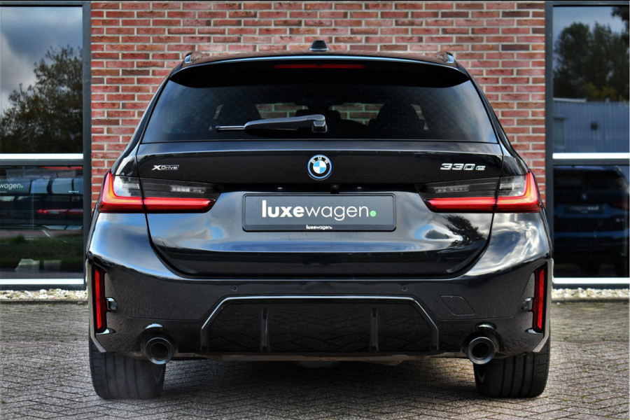 BMW 3 Serie Touring 330e xDrive M-Sport Pro Pano M-zetels ACC HUD 19inch El-klep BMW 3 Serie Touring 330e xDrive M-Sport Pro Pano M-zetels ACC HUD 19inch El-klep
