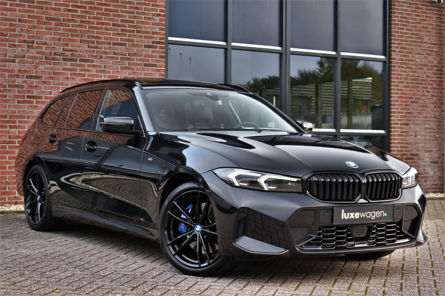 BMW 3 Serie Touring 330e xDrive M-Sport Pro Pano M-zetels ACC HUD 19inch El-klep BMW 3 Serie Touring 330e xDrive M-Sport Pro Pano M-zetels ACC HUD 19inch El-klep