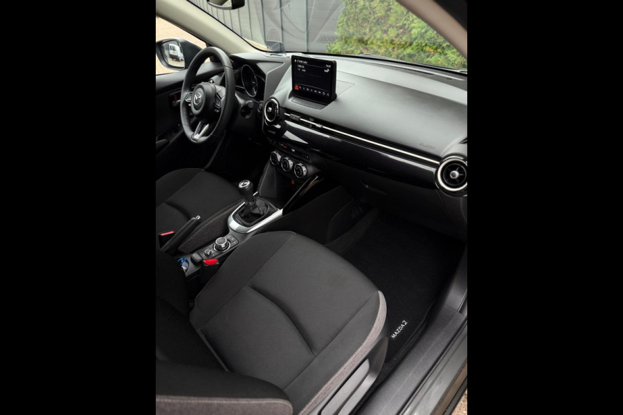Mazda 2 1.5 e-SkyActiv-G 90 Exclusive-Line Camera CarPlay
