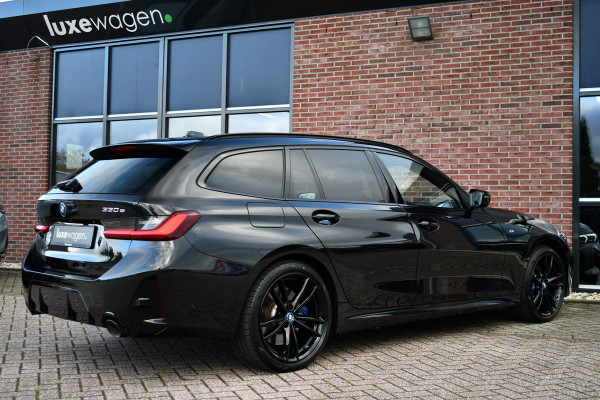 BMW 3 Serie Touring 330e xDrive M-Sport Pro Pano M-zetels ACC HUD 19inch El-klep BMW 3 Serie Touring 330e xDrive M-Sport Pro Pano M-zetels ACC HUD 19inch El-klep