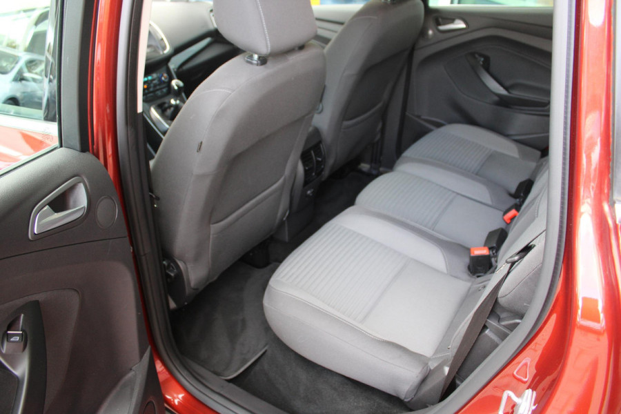 Ford C-MAX 1.5 EcoBoost 150 PK Titanium | Trekhaak | Adaptieve Cruise Control | Camera | PDC V+A | Navigatie | Climate Control | Voorruitverwarming | 17 INCH Lichtmetalen Velgen | Dealeronderhouden
