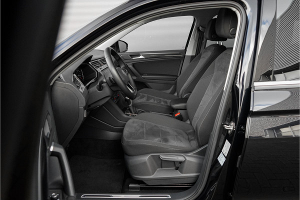 Volkswagen Tiguan 1.5 TSI Life Elegance ACC Winter Pack Suzuka 19" Trekhaak