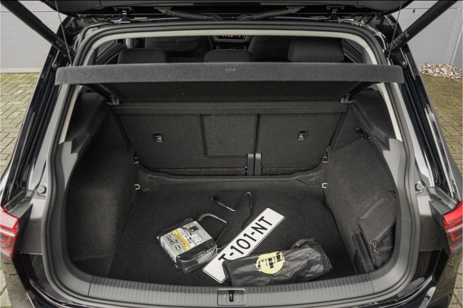 Volkswagen Tiguan 1.5 TSI Life Elegance ACC Winter Pack Suzuka 19" Trekhaak