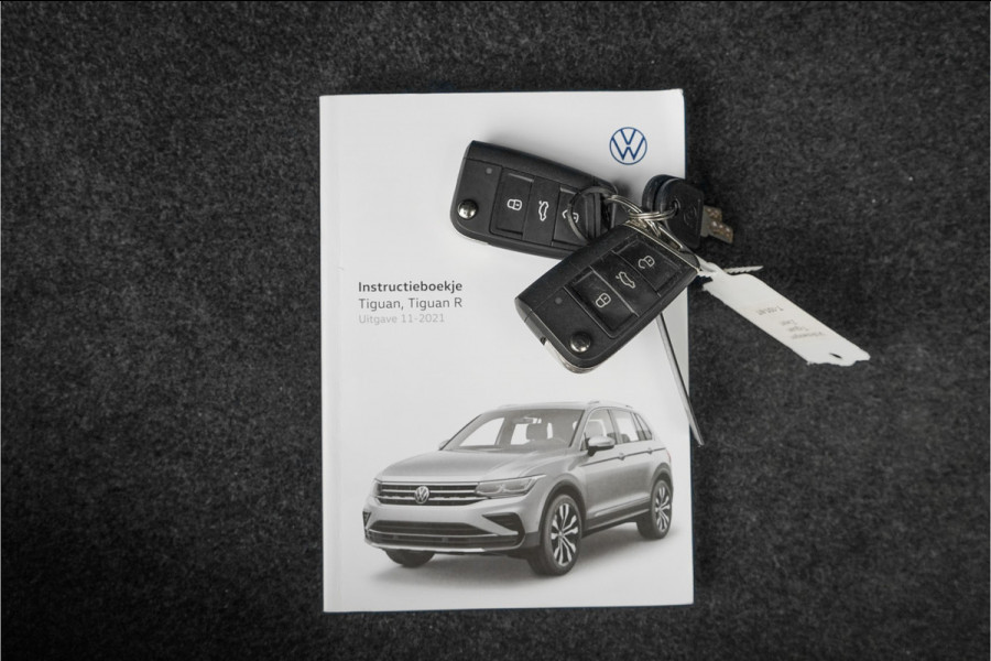 Volkswagen Tiguan 1.5 TSI Life Elegance ACC Winter Pack Suzuka 19" Trekhaak
