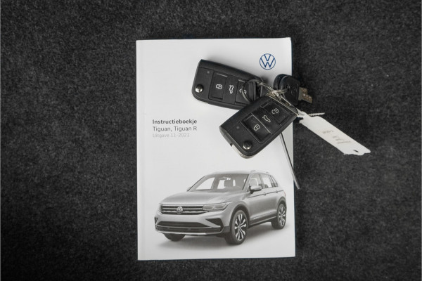 Volkswagen Tiguan 1.5 TSI Life Elegance ACC Winter Pack Suzuka 19" Trekhaak